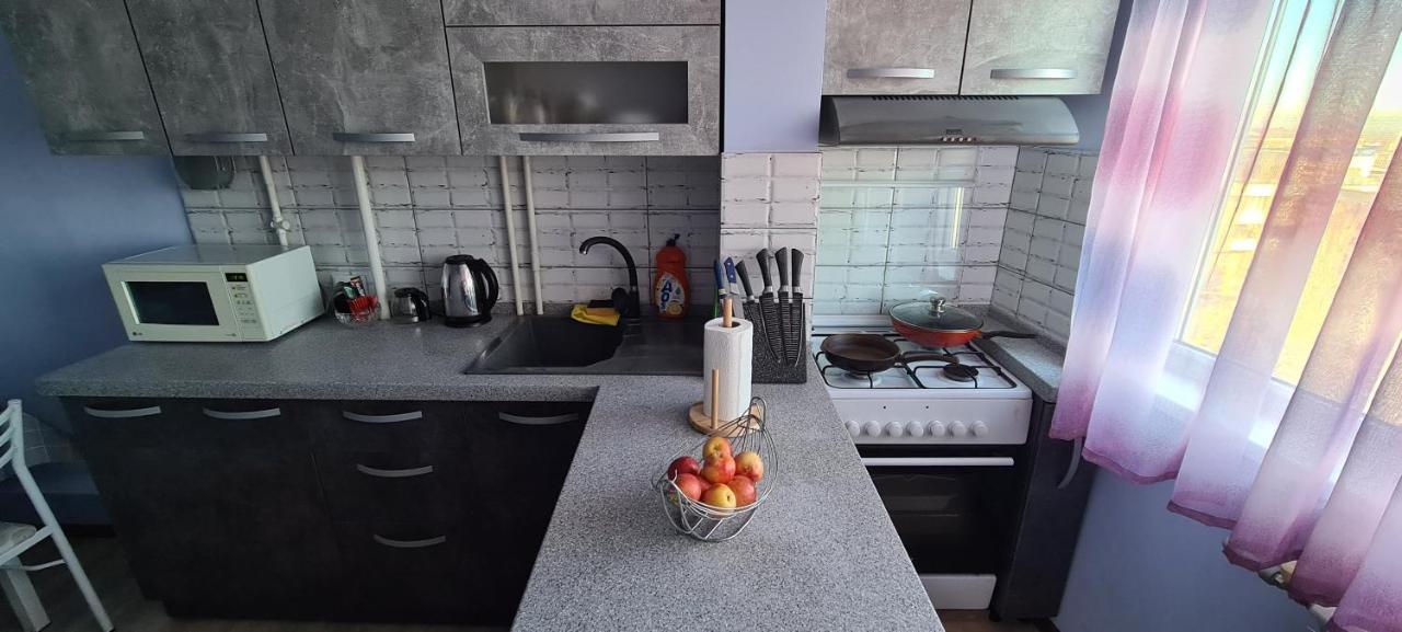 Flat In Central Бишкек Екстериор снимка